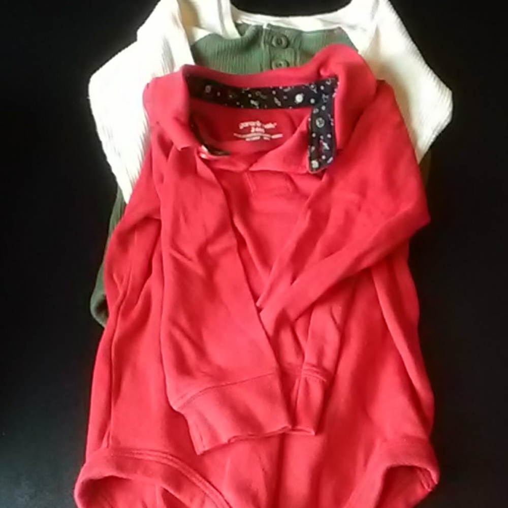 2 long sleeve onesies